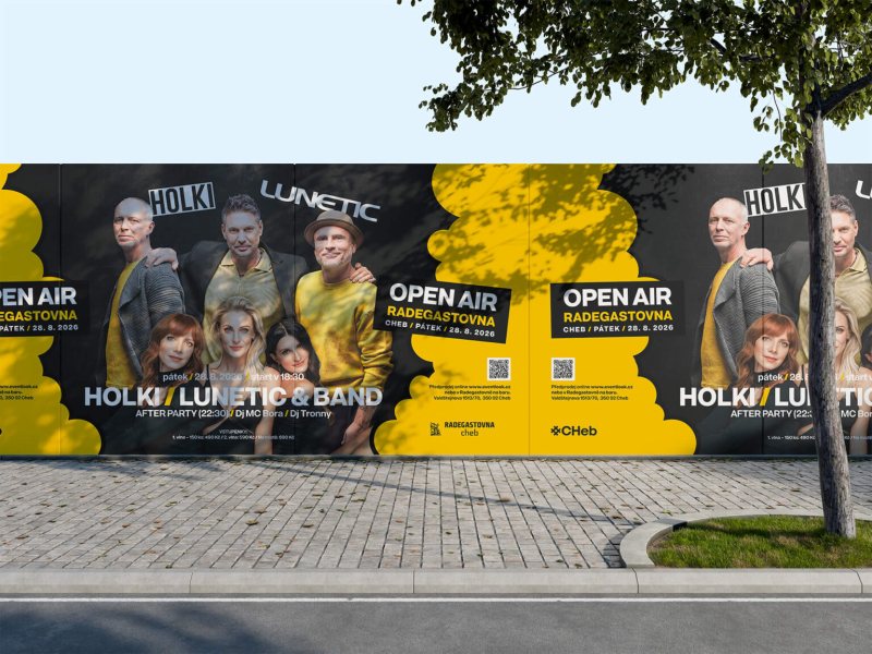 Venkovní plakáty open air koncertu Holki a Lunetic