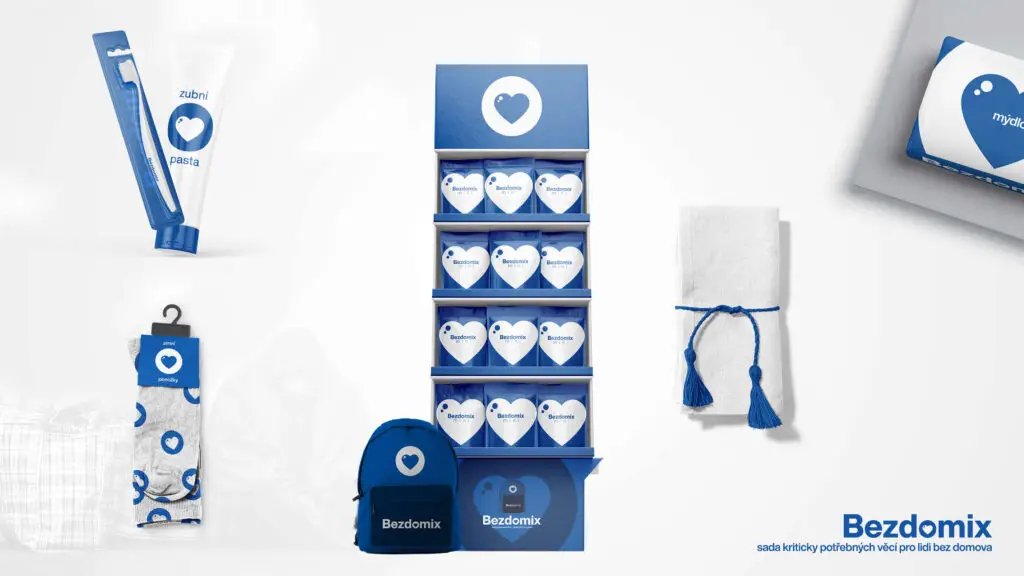Bezdomix – merchandise and retail display stand